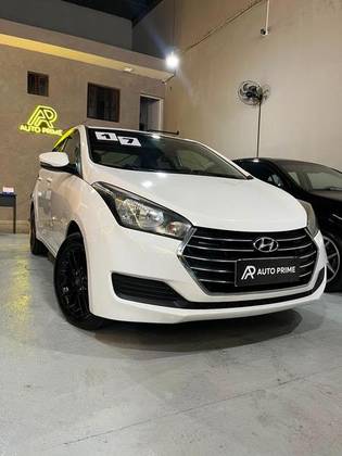 HYUNDAI HB20S 1.6 COMFORT PLUS 16V FLEX 4P AUTOMÁTICO HYUNDAI HB20S 1.6 COMFORT PLUS 16V FLEX 4P AUTOMÁTICO